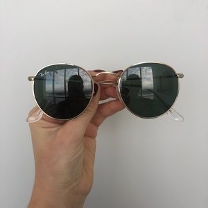 Ray-Ban circle sunglasses!